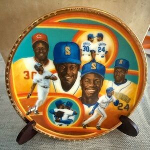 NWOT Colorful Baseball Themed Decorative Plate 199 Team Griffey